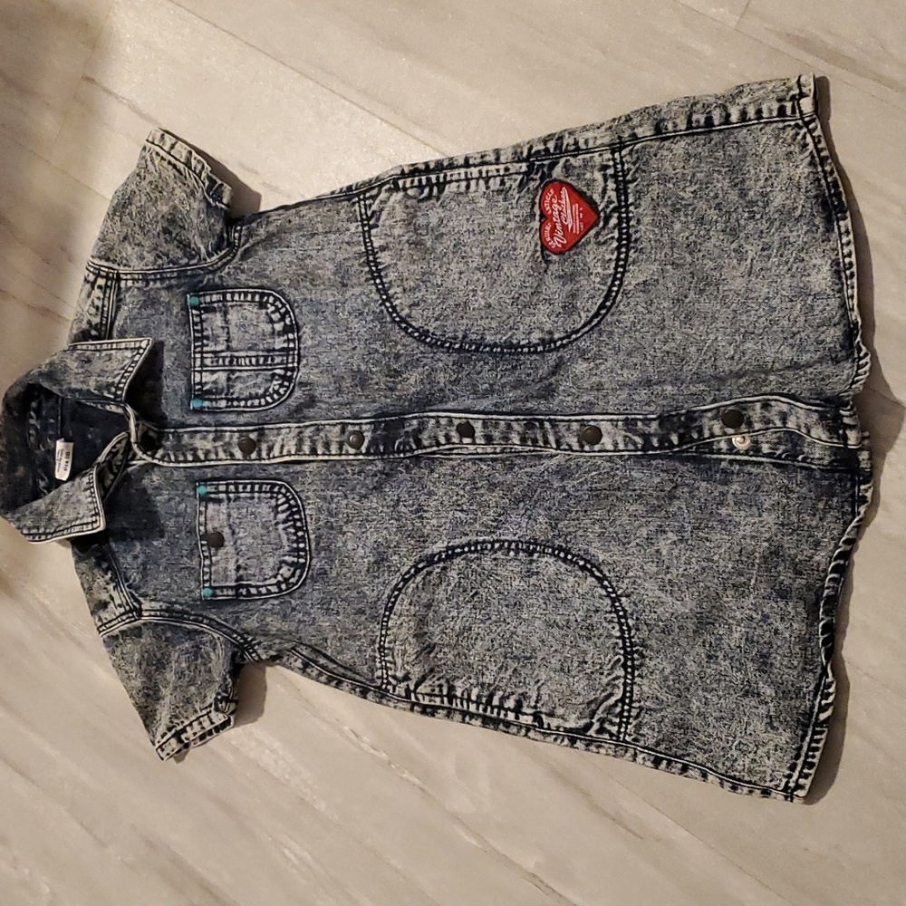 Girl's stone washed denim snap button dress - size 5-6yo